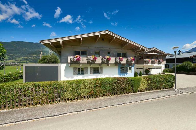 HäuslLodge in Kaprun - nah am Tauernradweg und Zentrum